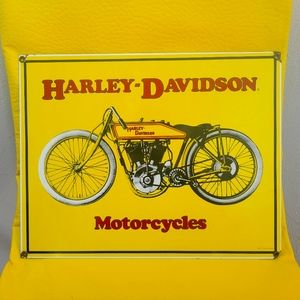Harley Davidson Vintage Porcelain Metal Sign Yellow Motorcycle H-D licensed